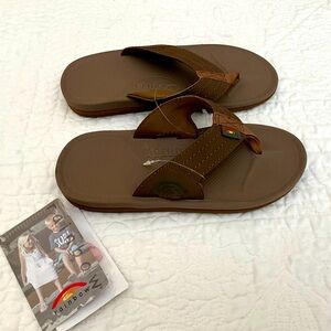 Brand New! Boys Rainbow flip flops. Size 13/1